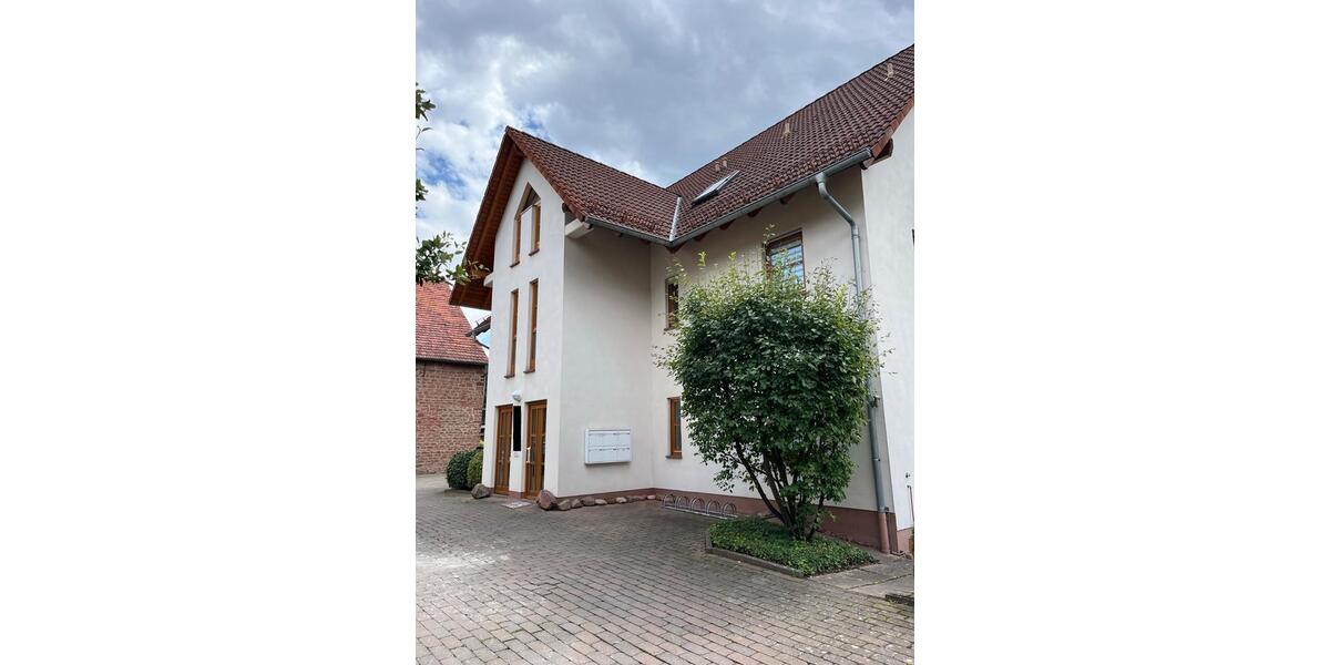 Etagenwohnung Bürgstadt - 4 Zimmer, 95 m&sup2;, 995&euro; | Angebot:25394493