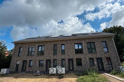 Modernes Neubau-Reihenhaus in Worpswede – 5 Zimmer