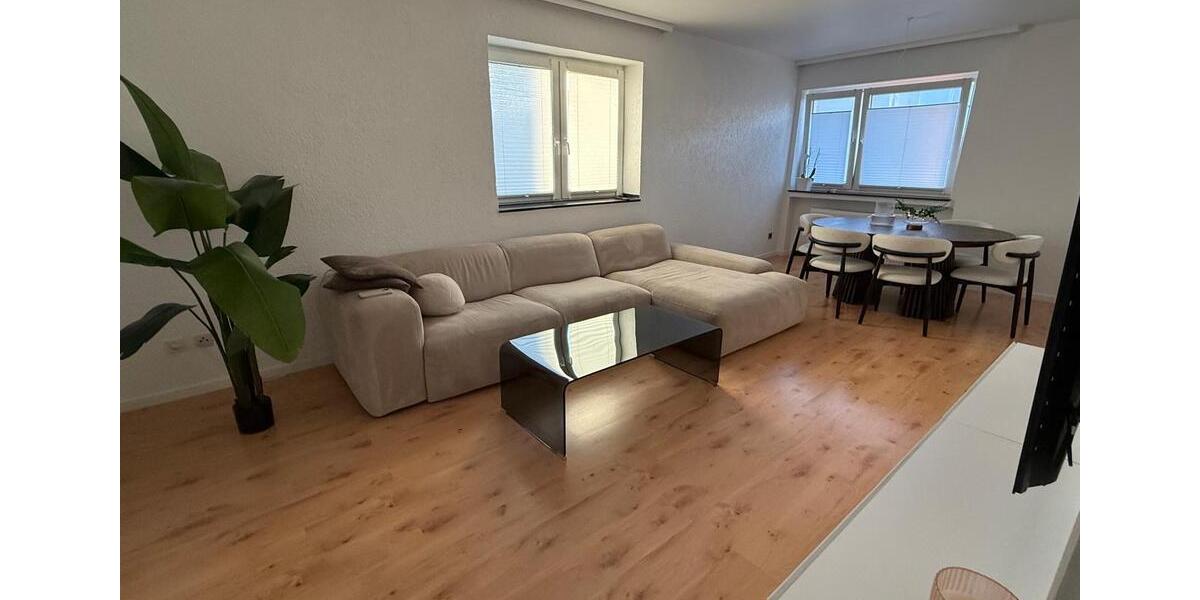 Etagenwohnung Duisburg Rheinhausen - 4 Zimmer, 83 m&sup2;, 850&euro; | Angebot:25272389