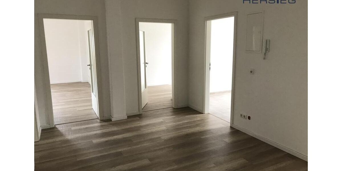Etagenwohnung Annaberg-Buchholz Buchholz - 5 Zimmer, 135 m&sup2;, 719&euro; | Angebot:24391303
