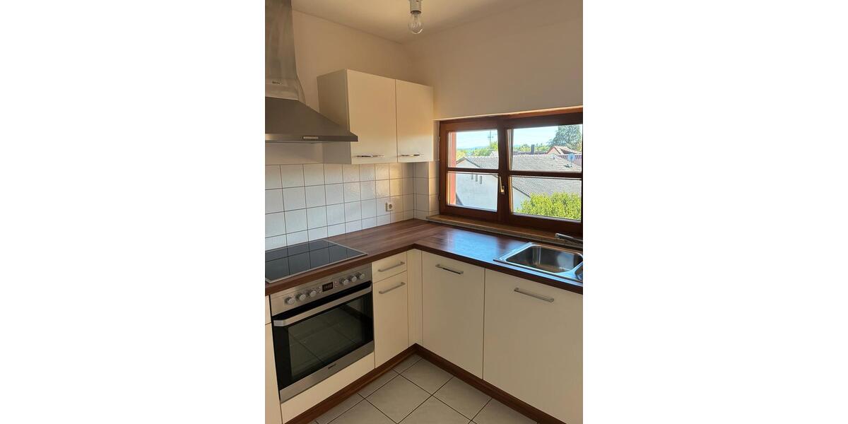 Dachgeschoßwohnung Bad Bellingen - 3.5 Zimmer, 73 m&sup2;, 950&euro; | Angebot:26045344