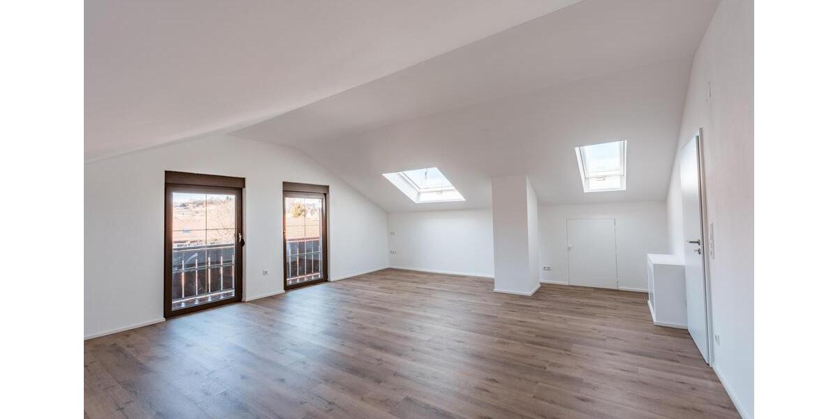 Dachgeschoßwohnung Nesselwang - 3 Zimmer, 96 m&sup2;, 1.010&euro; | Angebot:25614554