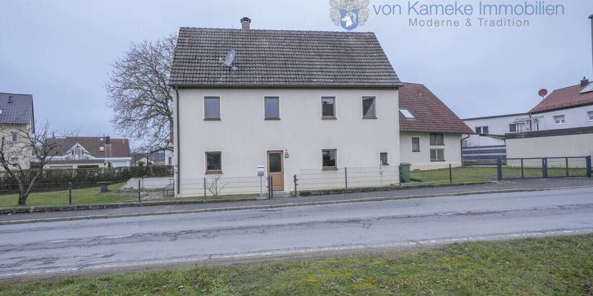Haus zum Mieten in Röttenbach 850 € 100 m² 5 zimmer