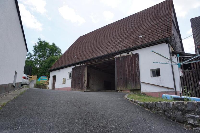 Vielseitige Werkstatt-Lagerfläche mit 55m² in 91245 zu vermieten zimmer