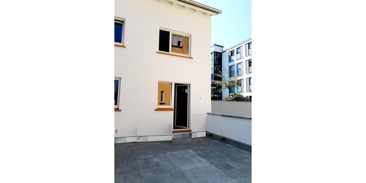 Etagenwohnung Stuttgart Stuttgart-Mitte - 4 Zimmer, 115 m&sup2;, 1.810&euro; | Angebot:26431343