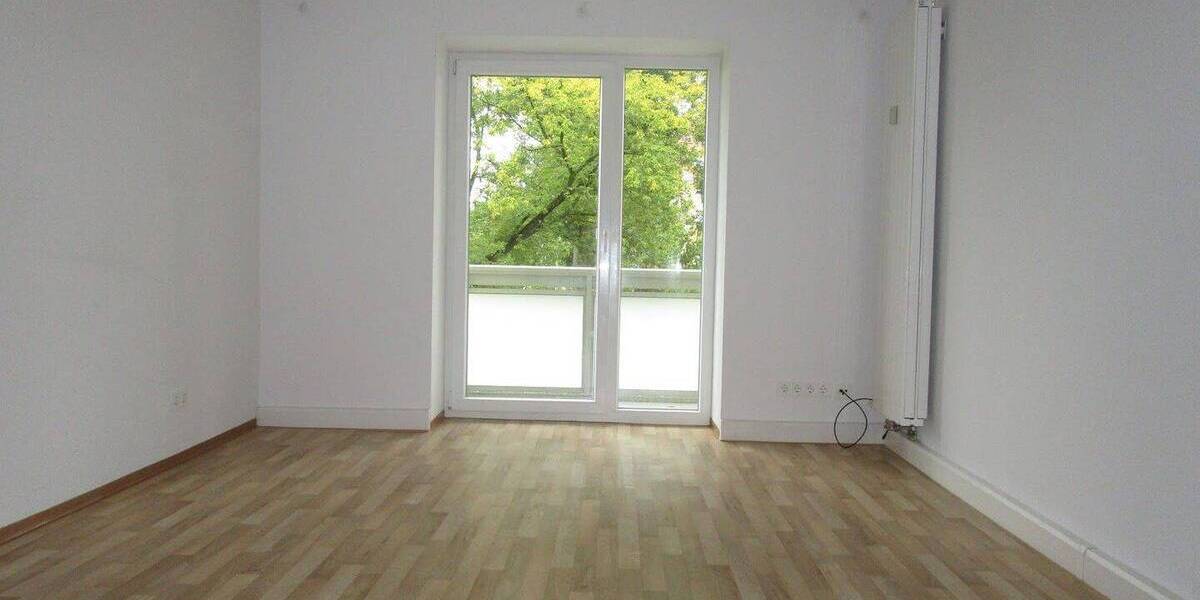 Etagenwohnung Döbeln - 2 Zimmer, 55 m&sup2;, 292&euro; | Angebot:26758664