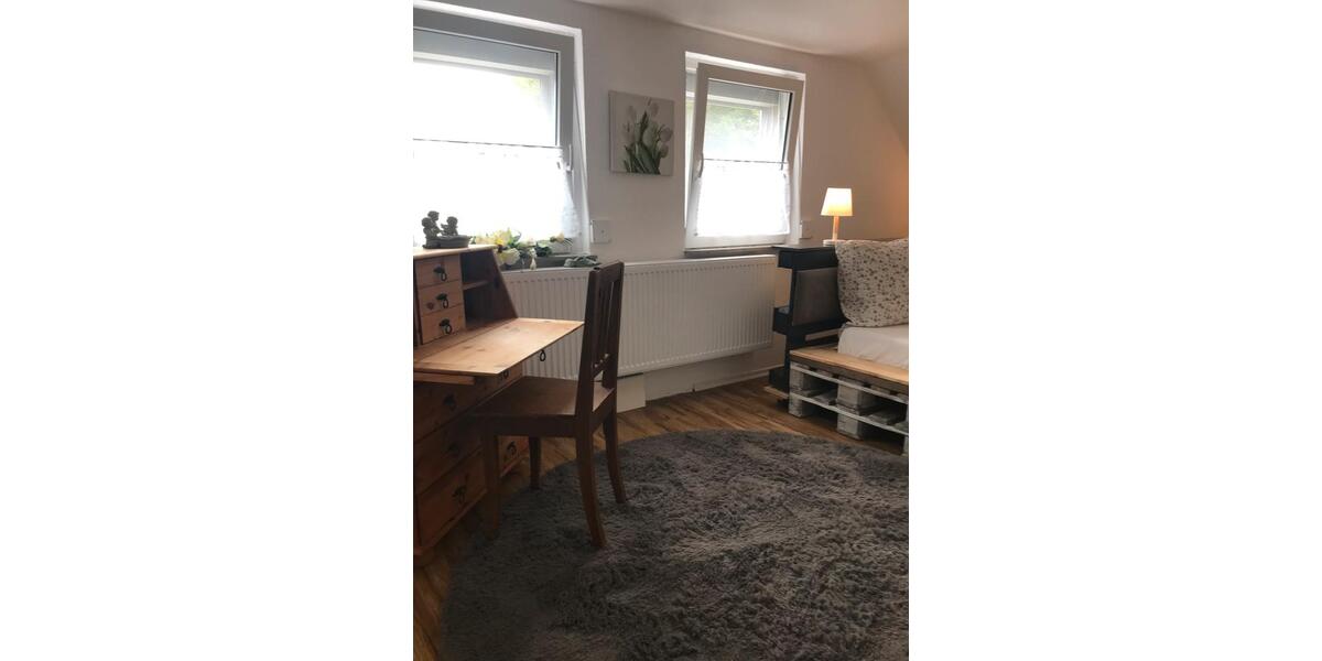 Dachgeschoßwohnung Eichenbühl - 3 Zimmer, 65 m&sup2;, 3&euro; | Angebot:26272756