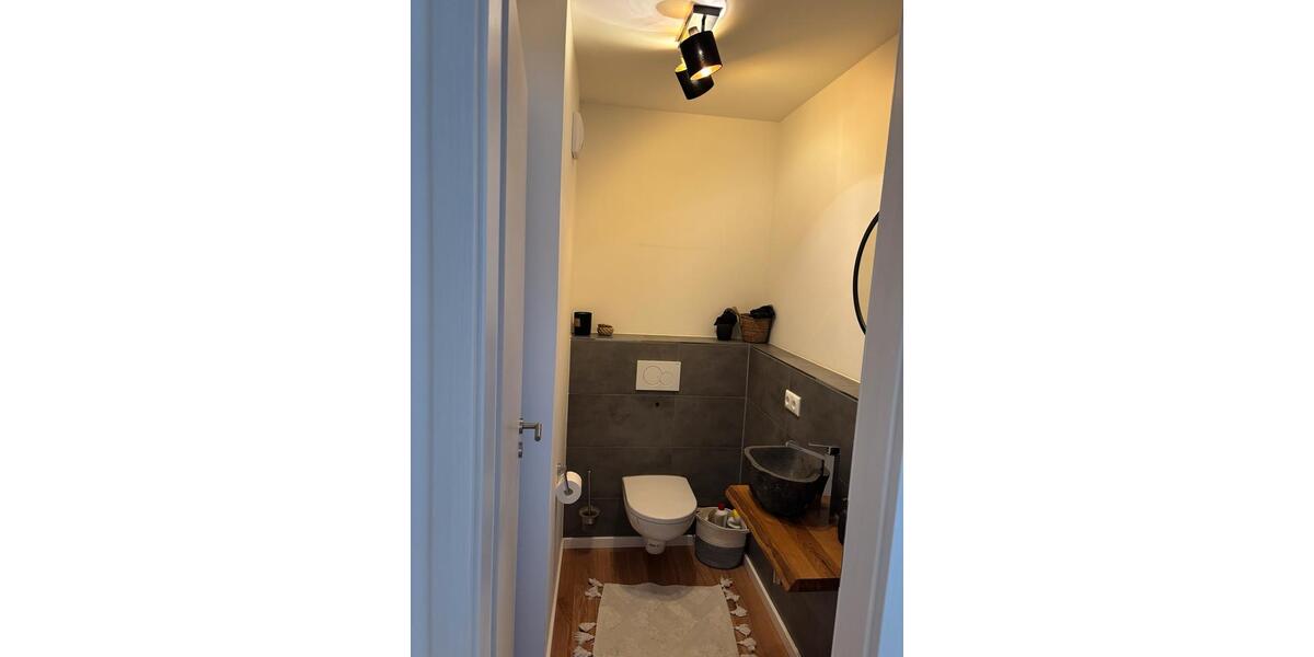 Etagenwohnung Dingolfing - 4 Zimmer, 105 m&sup2;, 1.100&euro; | Angebot:26703588