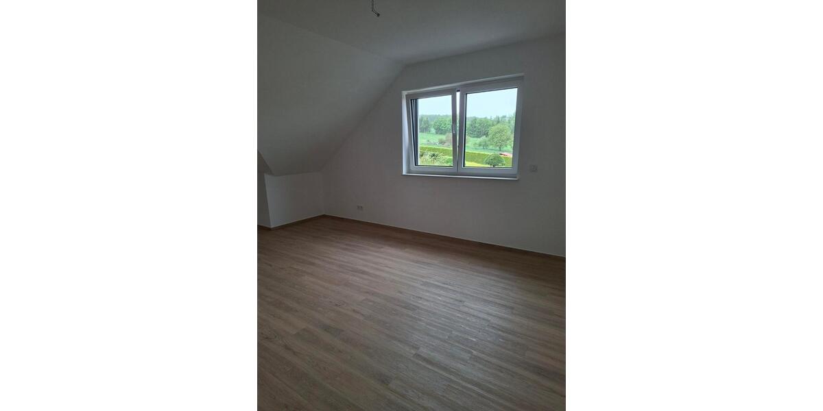 Dachgeschoßwohnung Heilbad Heiligenstadt - 4 Zimmer, 112 m&sup2;, 952&euro; | Angebot:26635145