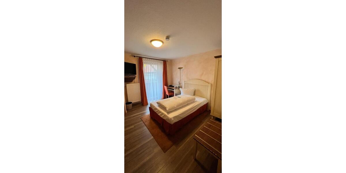 Wohnen auf Zeit Rieneck - 1 Zimmer, 25 m&sup2;, 750&euro; | Angebot:25779057