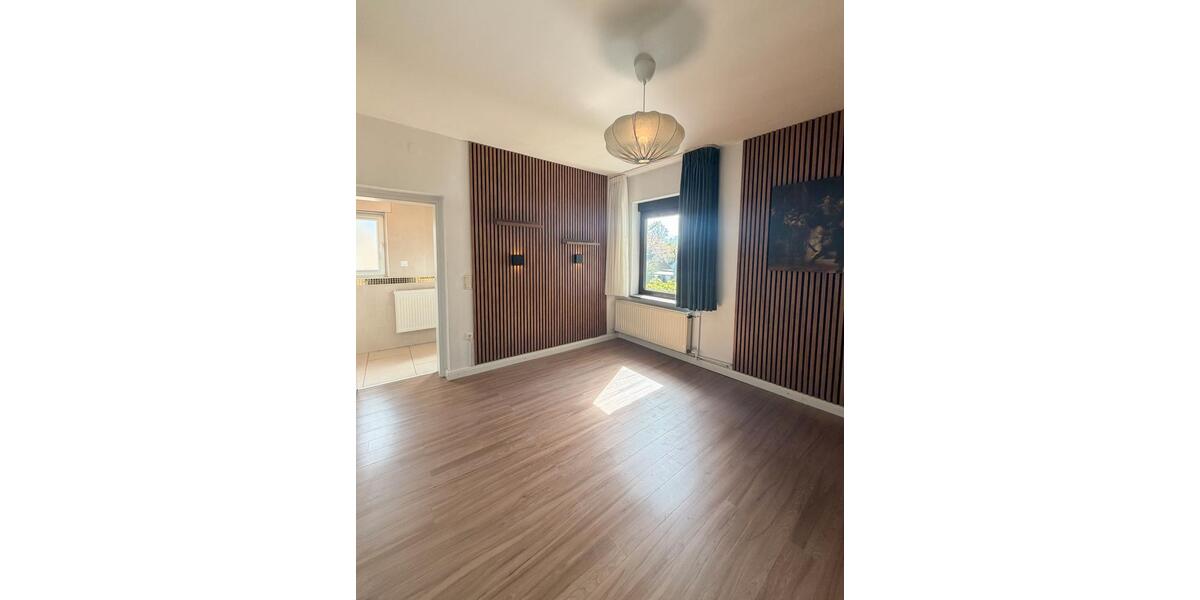 Dachgeschoßwohnung Gronau (Westfahlen) - 3 Zimmer, 70 m&sup2;, 690&euro; | Angebot:26588030