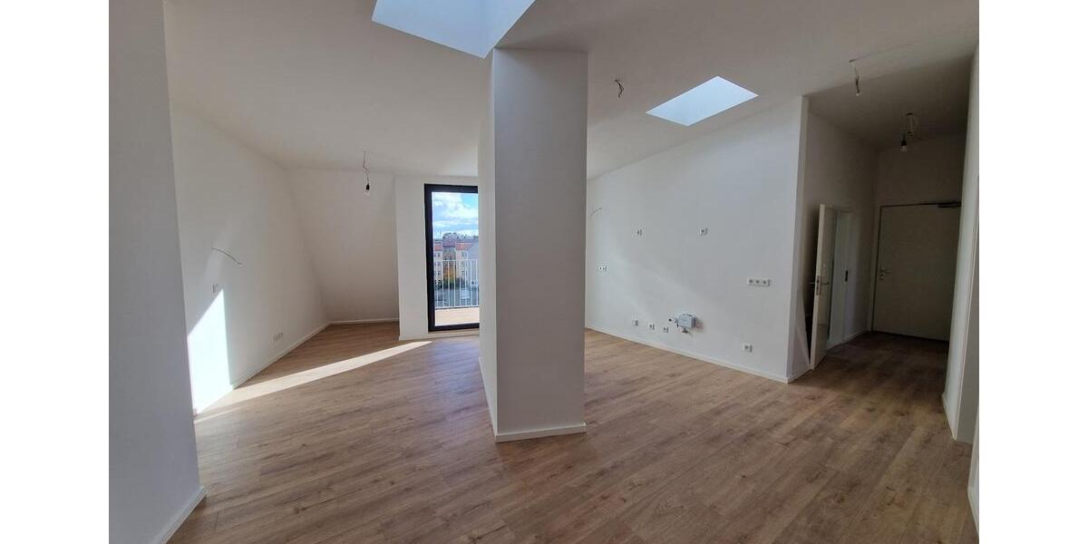 Dachgeschoßwohnung Berlin Mitte - 3 Zimmer, 89 m&sup2;, 1.639&euro; | Angebot:23397972