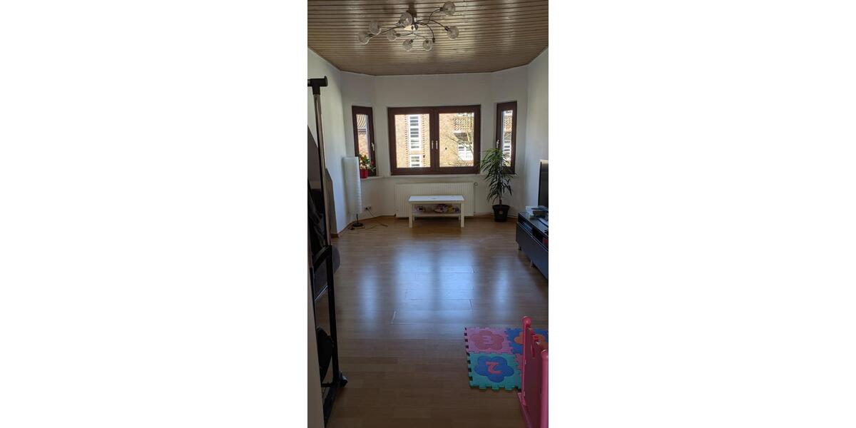 Dachgeschoßwohnung Hameln - 3 Zimmer, 75 m&sup2;, 595&euro; | Angebot:25964881