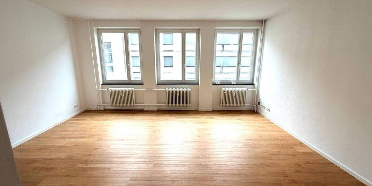 Etagenwohnung Nürnberg Lorenz - 2 Zimmer, 65 m&sup2;, 800&euro; | Angebot:26358573