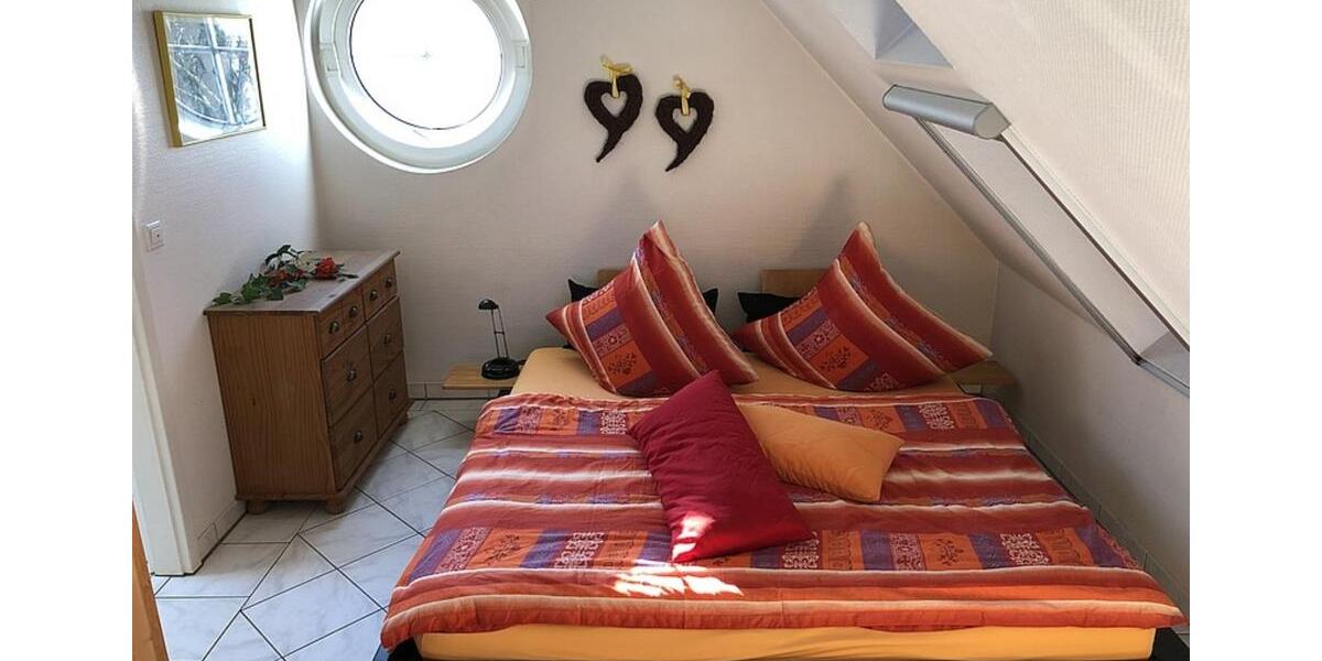 Dachgeschoßwohnung Mülheim an der Ruhr Mellinghofen - 2.5 Zimmer, 50 m&sup2;, 749&euro; | Angebot:23745939