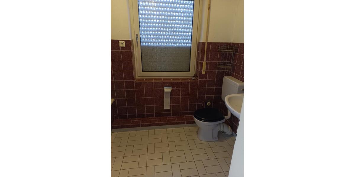 Dachgeschoßwohnung Köln Porz - 1 Zimmer, 37 m&sup2;, 450&euro; | Angebot:26612544