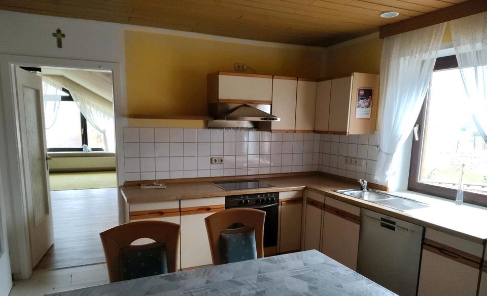 Dachgeschoßwohnung Rötz - 4 Zimmer, 100 m&sup2;, 500&euro; | Angebot:26101485