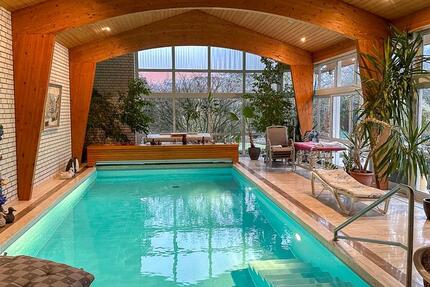 Haus Tülau - 11 Zimmer, 434 m&sup2;, 2.000&euro; | Angebot:22250385