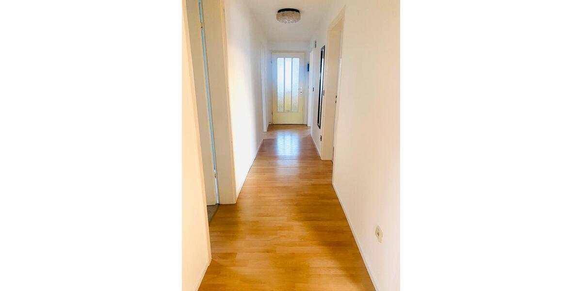 Dachgeschoßwohnung Albstadt Gemarkung Onstmettingen - 4 Zimmer, 95 m&sup2;, 700&euro; | Angebot:26532916