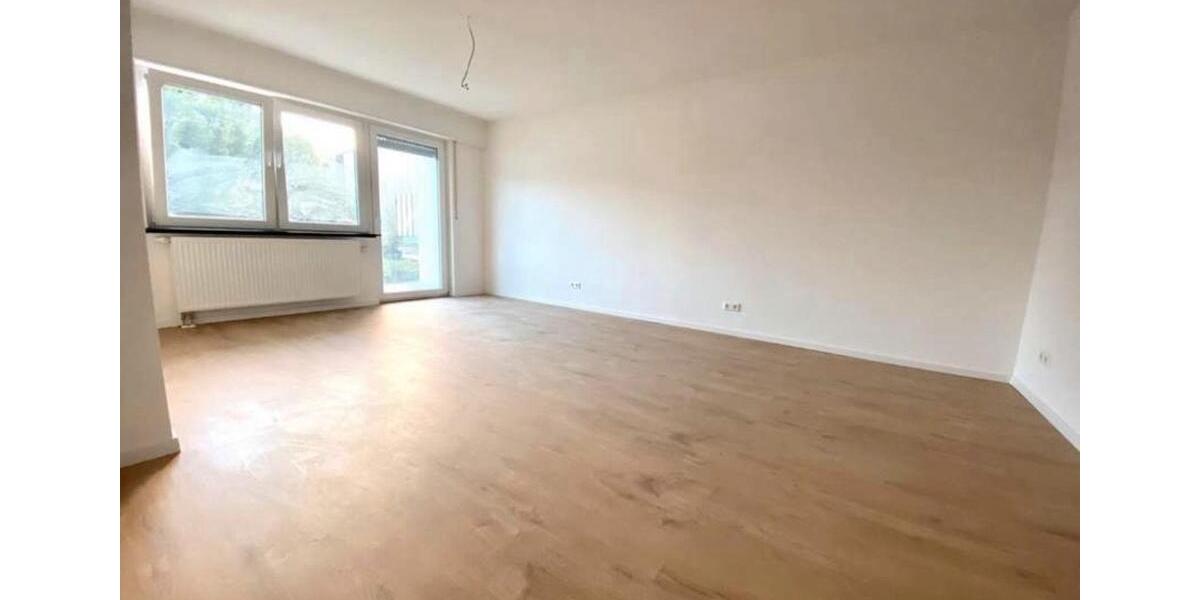 Moderne 3-Zimmer Wohnung im EG mit Terrasse & Küche 3 zimmer