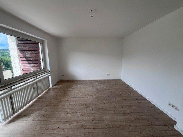 Dachgeschoßwohnung Aarbergen - 3 Zimmer, 90 m&sup2;, 765&euro; | Angebot:26624523