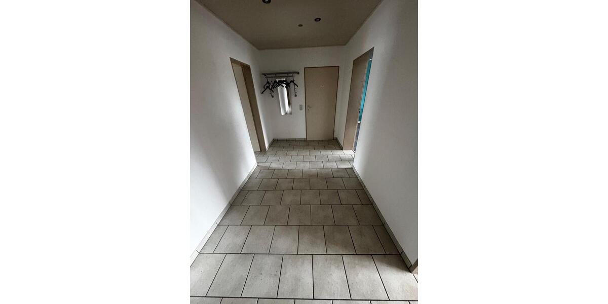 3 Zimmer Wohnung mit Einbauküche und Balkon - 83qm 3 zimmer