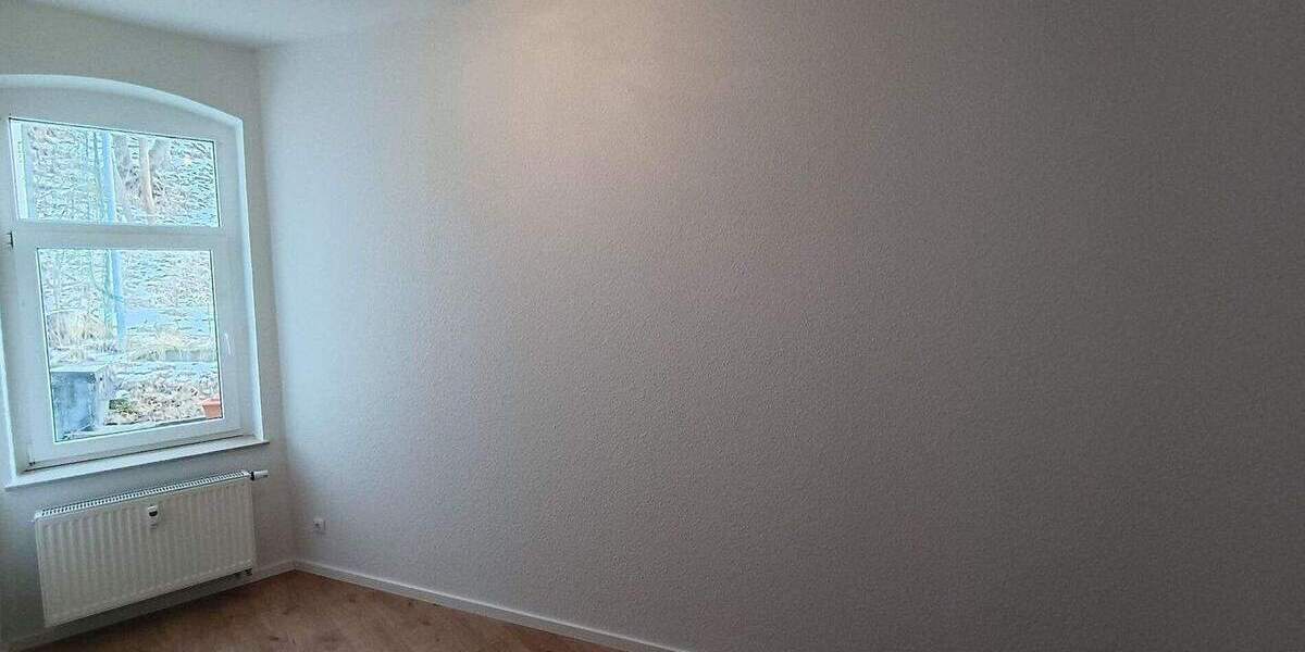 Etagenwohnung Reichenbach im Vogtland Reichenbach - 3 Zimmer, 66 m&sup2;, 420&euro; | Angebot:25769865