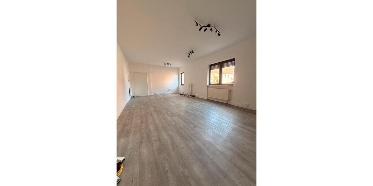 Sofort verfügbare Erdgeschosswohnung in Sulzfeld 2 zimmer