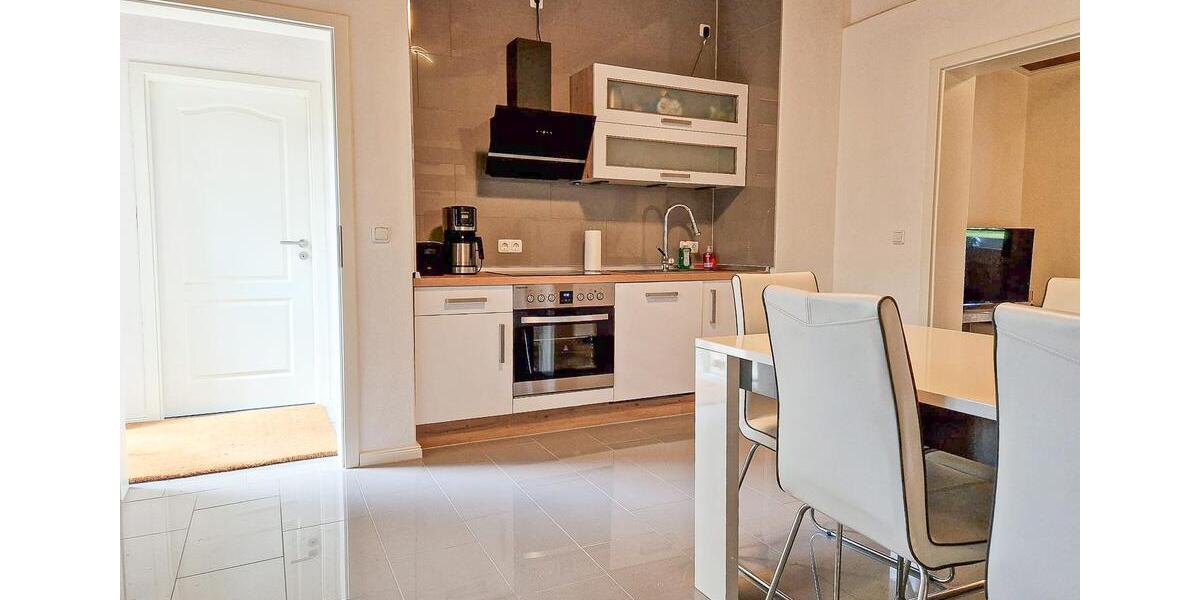 Mehrfamilienhaus, Wohnhaus Oberndorf - 5 Zimmer, 135 m&sup2;, 1.090&euro; | Angebot:26676506