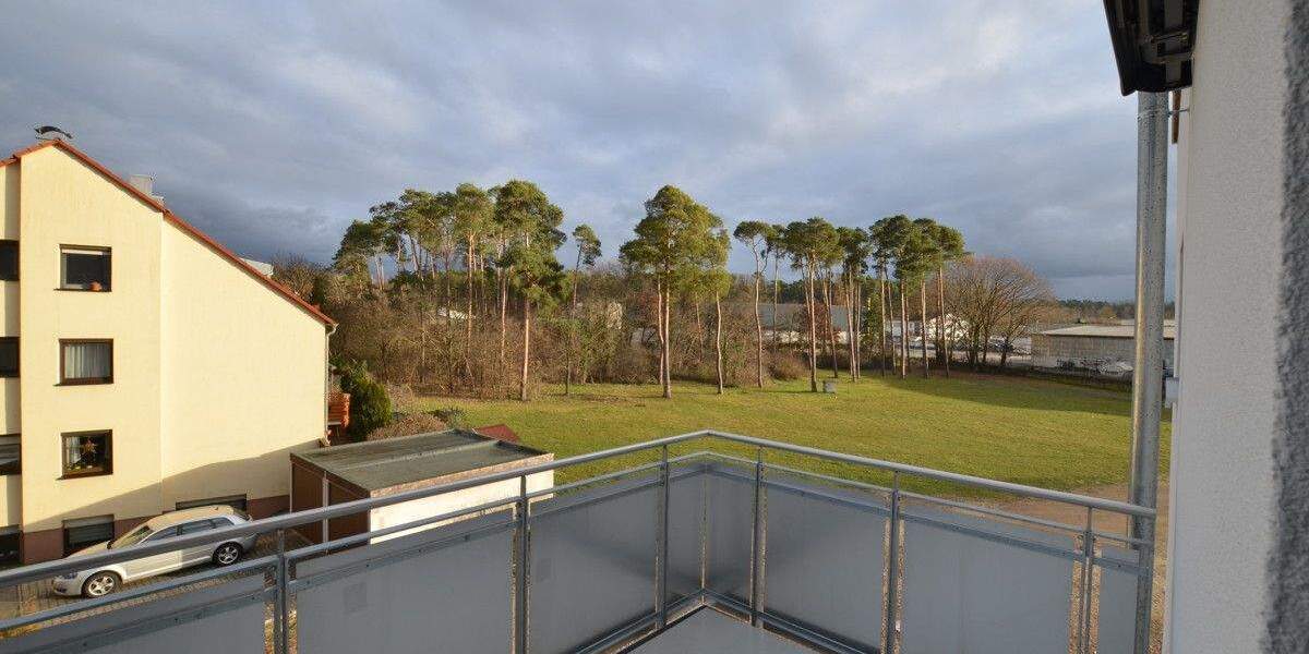 Baujahr 2022, wieder verfügbar, 3-Zimmer-ETW mit EBK, zwei Balkonen und TG-Stellplatz 3 zimmer