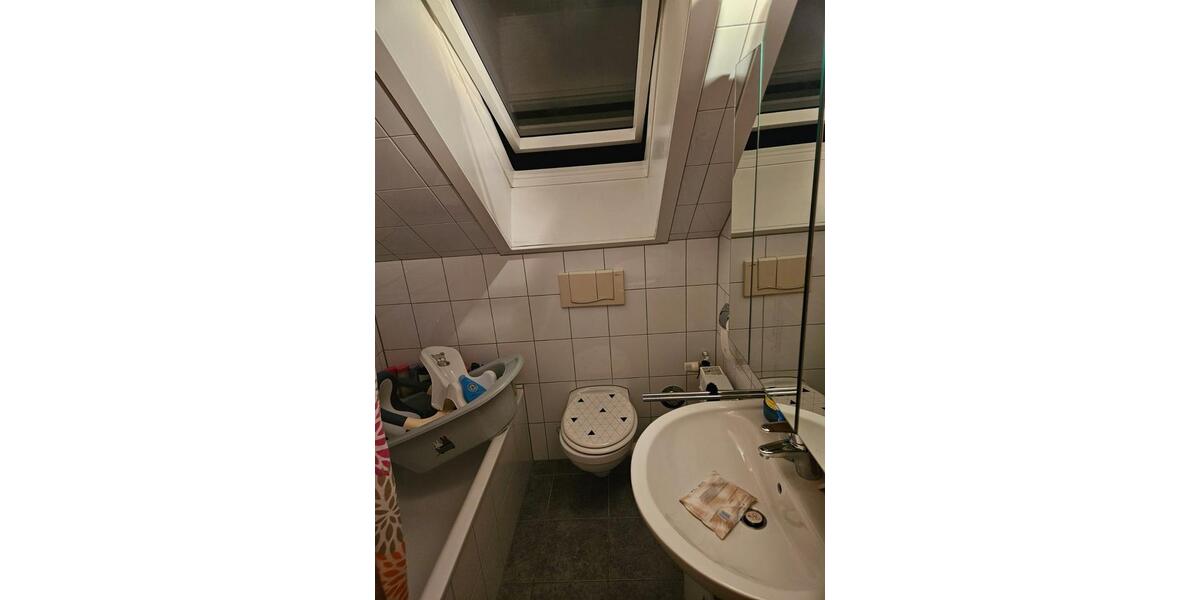 Dachgeschoßwohnung Rheda-Wiedenbrück Wiedenbrück - 1 Zimmer, 32 m&sup2;, 430&euro; | Angebot:25974925