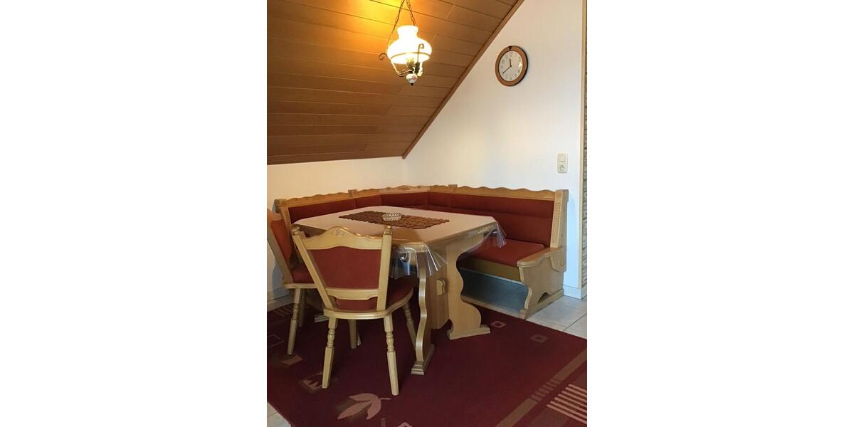 Dachgeschoßwohnung Ebensfeld - 3 Zimmer, 84 m&sup2;, 960&euro; | Angebot:25641080