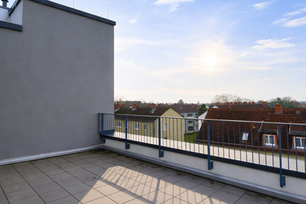 Wohnung zum Mieten in Hochheim 1.810 € 126.92 m² 4 zimmer