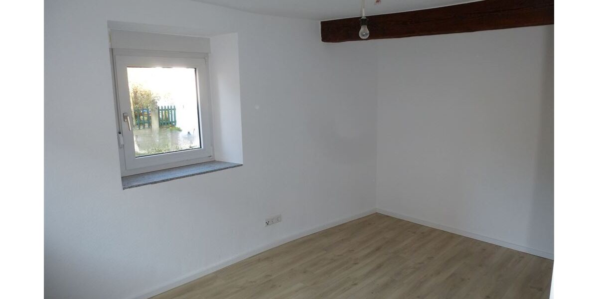 Wochenendheimfahrer aufgepasst - Sanierte 2 Zimmer-EG-Wohnung! - Etagenwohnung Hardthausen am Kocher | Angebot:26828117