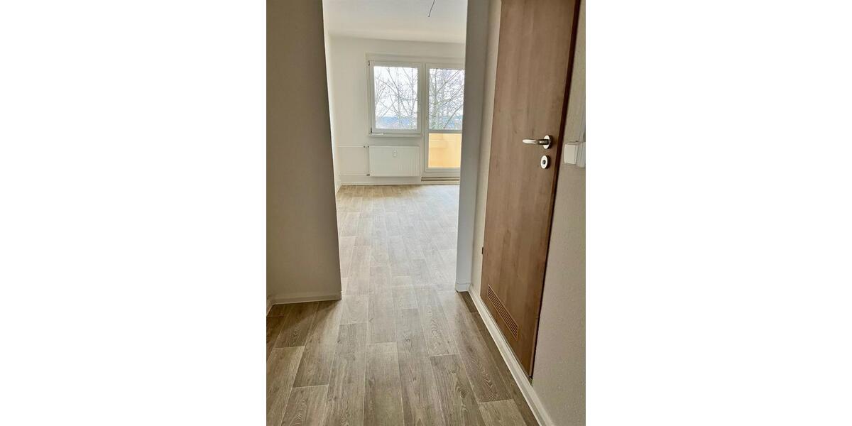Geräumige Dreiraumwohnung 3 zimmer