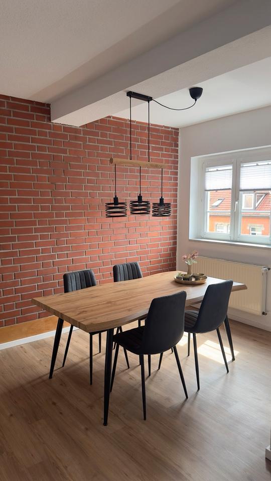 Möblierte Wohnung mit Stellplatz ab sofort verfügbar