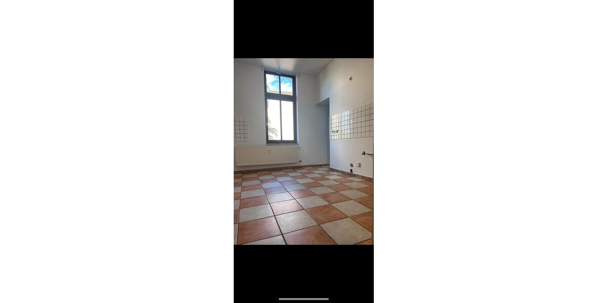 Etagenwohnung Waltershausen - 4 Zimmer, 127 m&sup2;, 980&euro; | Angebot:26478783