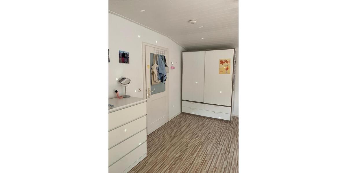 Wohnen auf Zeit Dortmund Hombruch - 1 Zimmer, 23 m&sup2;, 410&euro; | Angebot:26512115