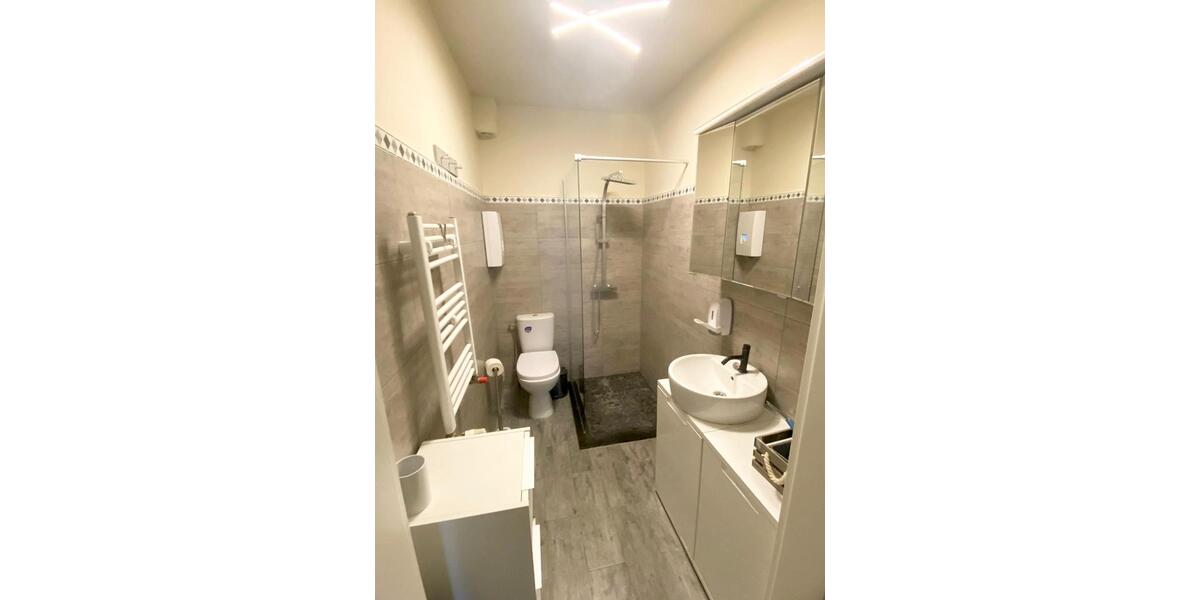 Wohnen auf Zeit Isernhagen - 4 Zimmer, 120 m&sup2;, 16&euro; | Angebot:26671650
