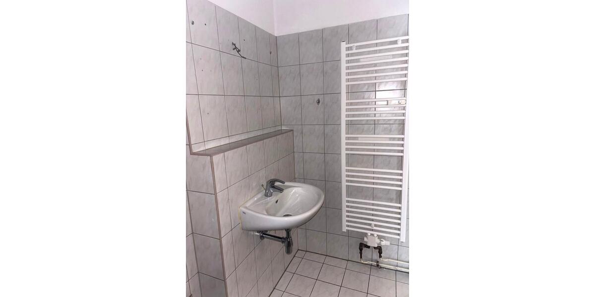 Etagenwohnung Forst (Lausitz) - 2 Zimmer, 48 m&sup2;, 335&euro; | Angebot:25056613