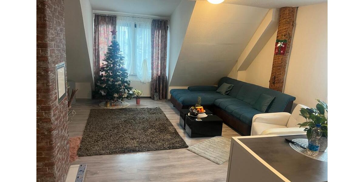 Dachgeschoßwohnung Neu-Ulm Burlafingen - 3.5 Zimmer, 85 m&sup2;, 1.200&euro; | Angebot:25323912