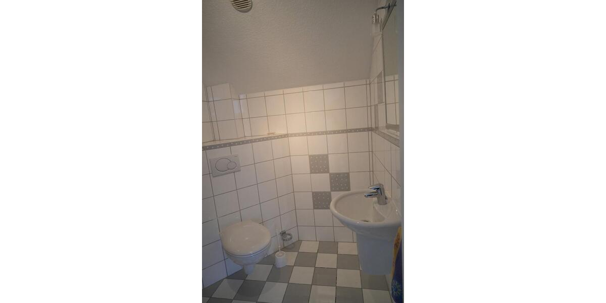 Dachgeschoßwohnung Neustadt an der Weinstraße - 4 Zimmer, 1.100&euro; | Angebot:23384660