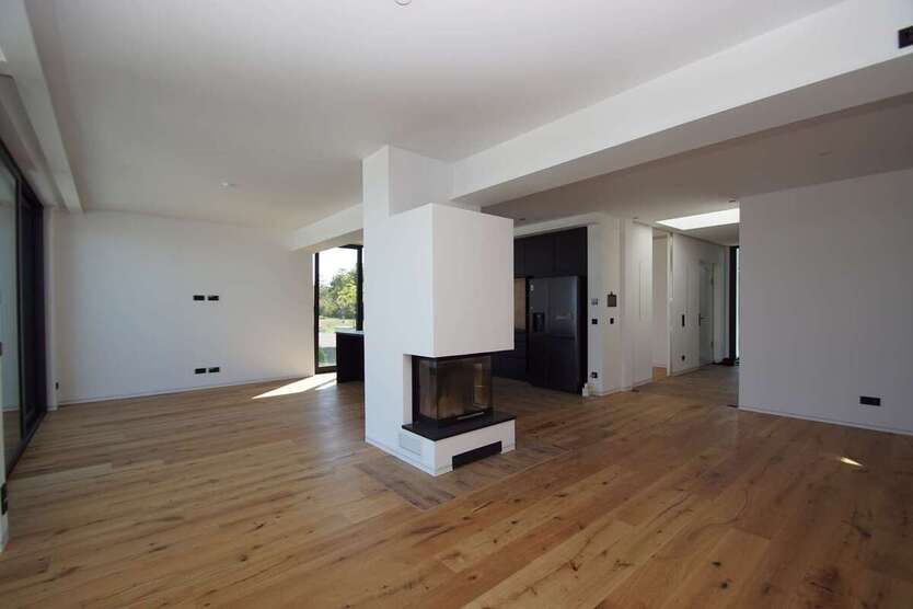 Mit dem Aufzug direkt in die Traumwohnung am Zwenkauer See! 4 zimmer