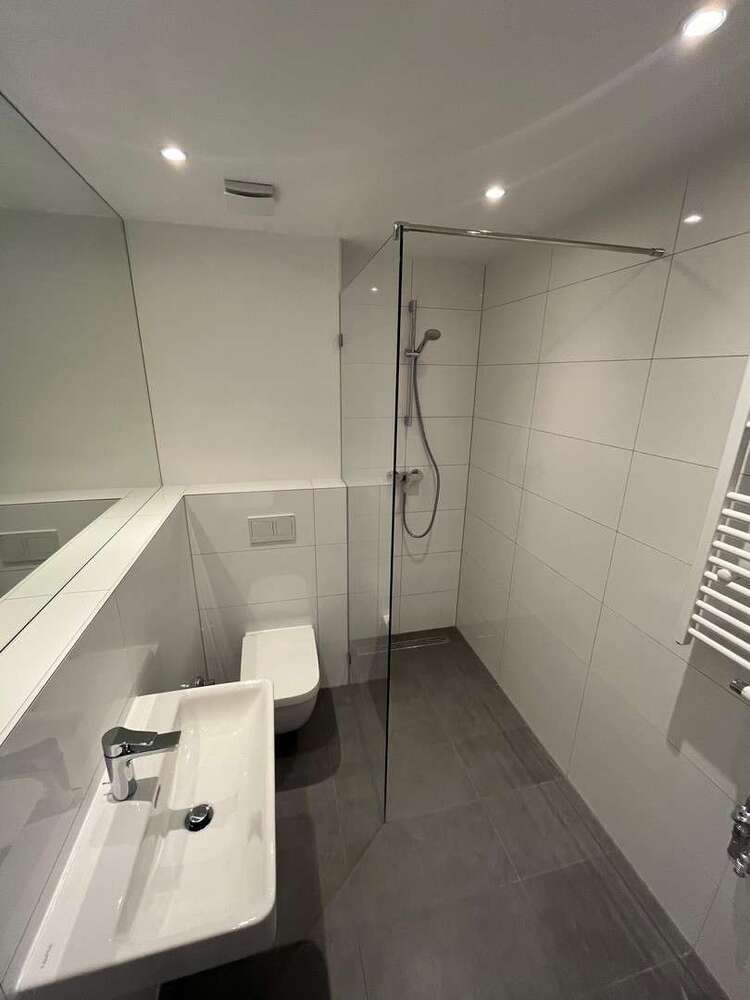 Wohnung zum Mieten in Düsseldorf 1.150 € 50 m²