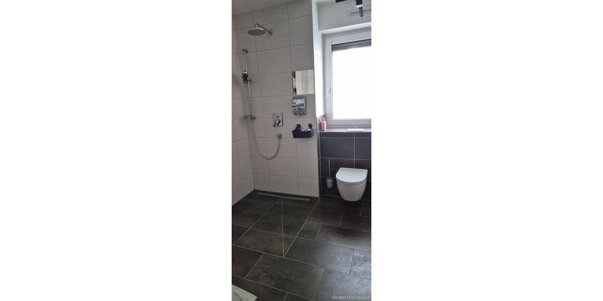 Erdgeschoßwohnung Rothenburg ob der Tauber - 3 Zimmer, 90 m&sup2;, 910&euro; | Angebot:25922183