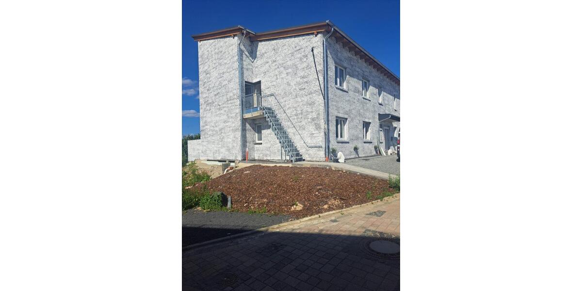 Wohnen auf Zeit Mehren - 6 Zimmer, 125 m&sup2;, 400&euro; | Angebot:25054507