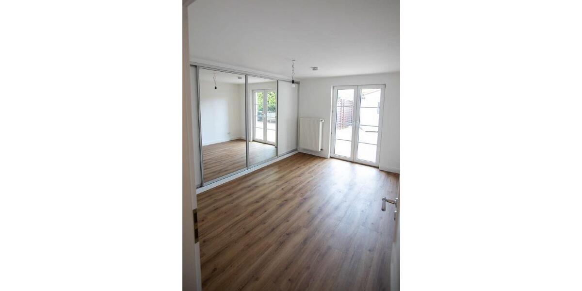 Terrassenwohnung Düsseldorf Stadtbezirk 5 - 3 Zimmer, 78 m&sup2;, 1.450&euro; | Angebot:26536503