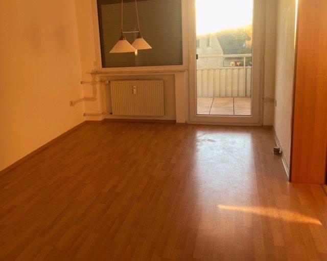 Erdgeschoßwohnung Helmstedt - 3.5 Zimmer, 88 m&sup2;, 750&euro; | Angebot:25976421