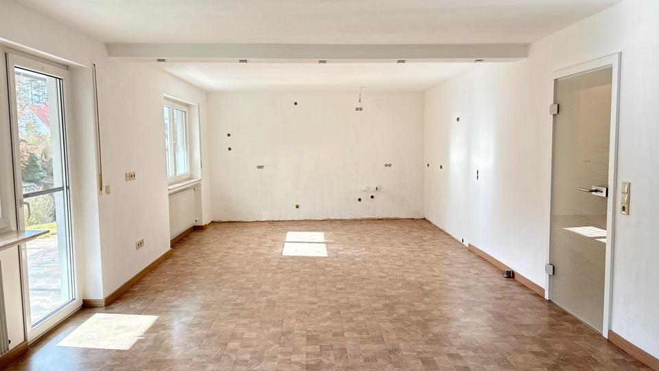 Etagenwohnung Hohenroth - 2 Zimmer, 95 m&sup2;, 600&euro; | Angebot:25995135