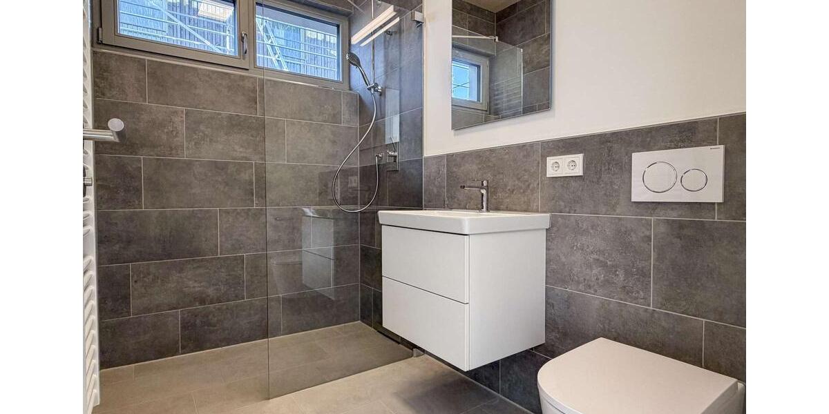Dachgeschoßwohnung Heilbronn Kernstadt - 4 Zimmer, 98 m&sup2;, 1.709&euro; | Angebot:26458981